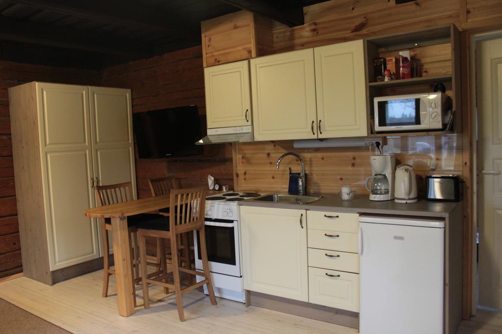 Loeydoen Kartano Hotel Ristiina Room photo