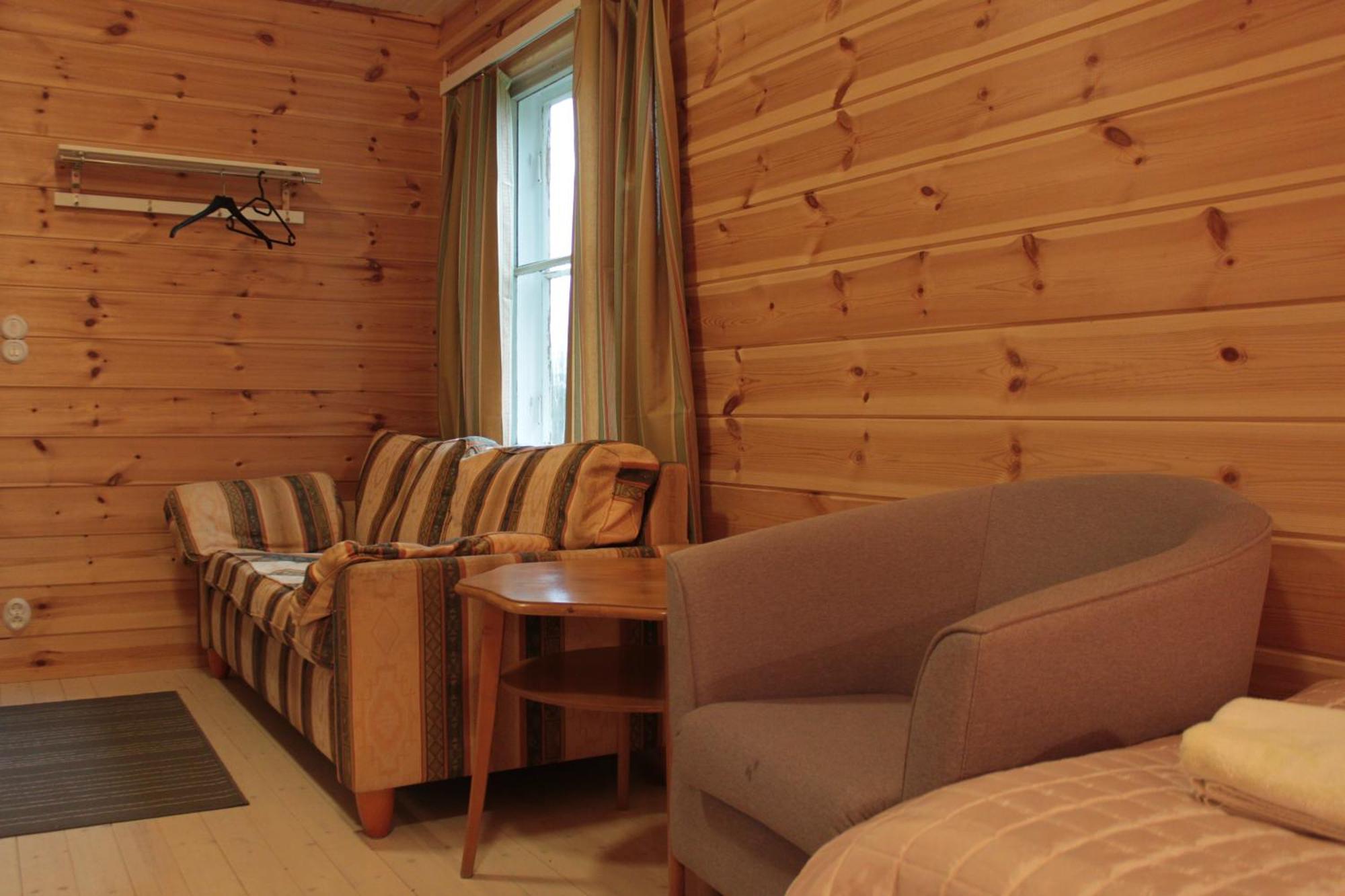 Loeydoen Kartano Hotel Ristiina Room photo